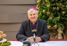 Božićna čestitka biskupa Košića