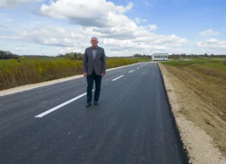 Otvorena nerazvrstana cesta NC 3-776 u naselju Mahovo nakon završetka asfaltiranja