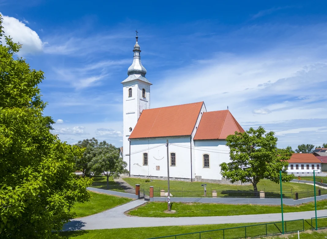 Martinska Ves crkva GJ