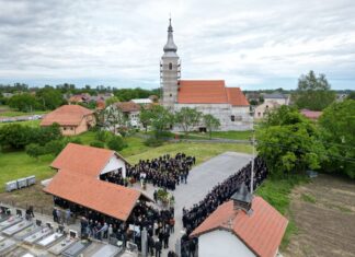 Mijo Brlečić ispraćen uz veliko poštovanje vatrogasaca, mještana i prijatelja